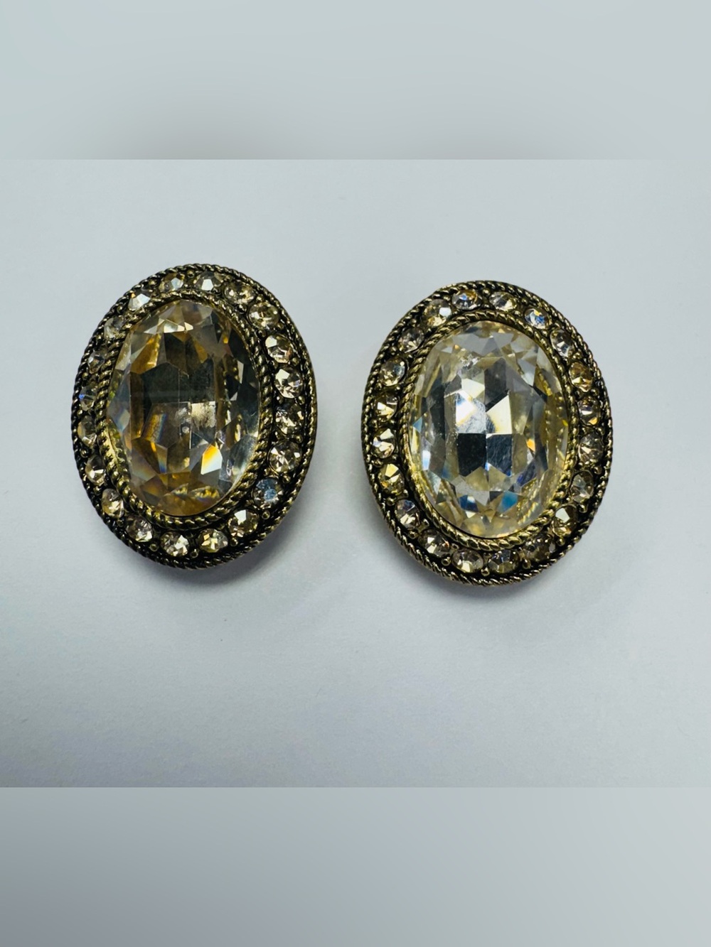 Heidi Daus Statement Oval Large Crystal Clip-On Earrings - Flaw/Chipped SIGNED